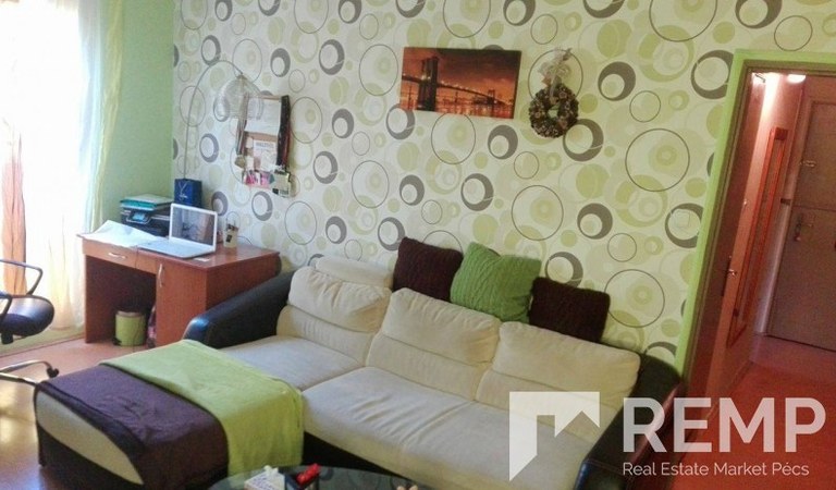 Eladó felújított, igényes 2 szobás lakás – 2. ingatlanfotó