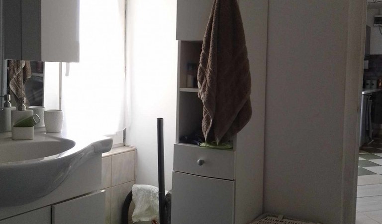 Pécs Nyugati részén, csendes helyen kis családi ház eladó, telekkel, fedett autóbeállóval – 2. ingatlanfotó