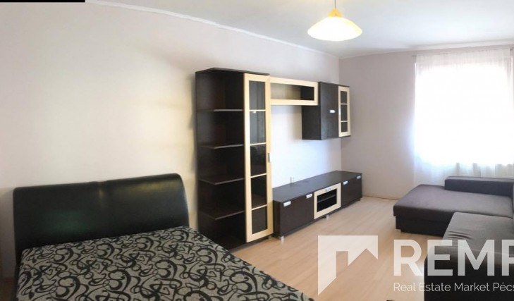 Belváros szívében kiadó 3 szobás lakás – 2. property photo