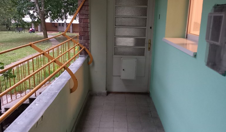 Eladó Pécs Bánki Donát utcai 38nm-es kis felújított lakás – 1. ingatlanfotó