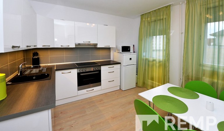 Renovated flat for rent next to POTE – 3. property photo