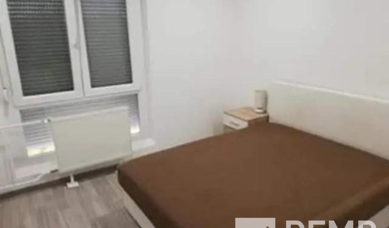 Komlón  felújított lakás – 3. ingatlanfotó