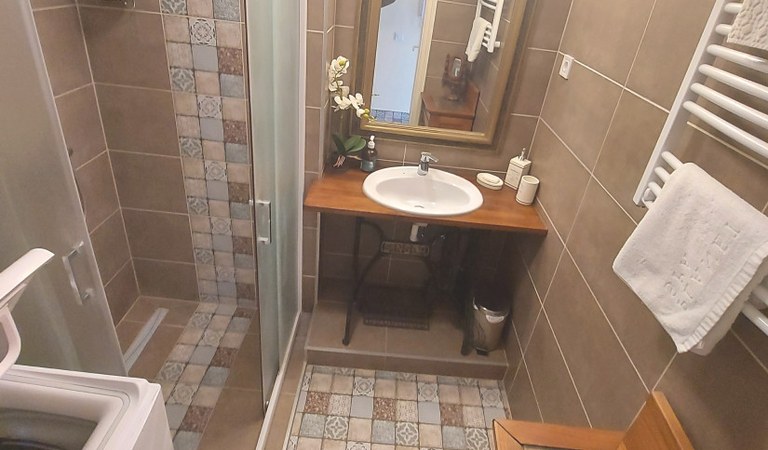 Kiadó  Pécs Goldmark  Károly utcában 2 szobás tégla lakás – 3. property photo