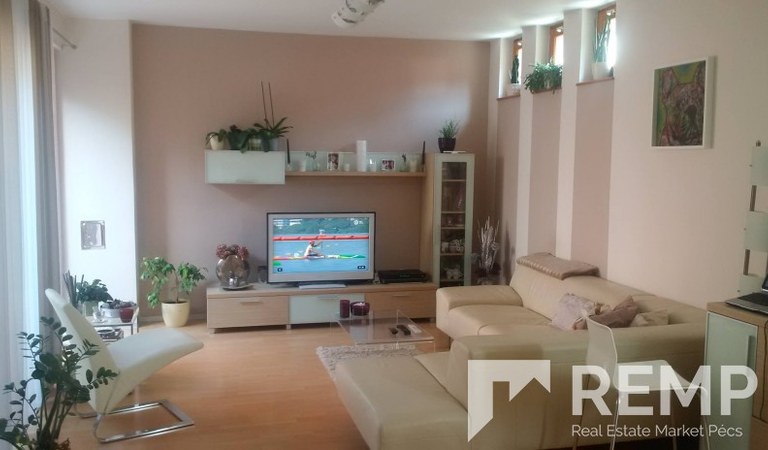 Kiadó 3 hálós Egyetemvárosi lakás – 1. property photo