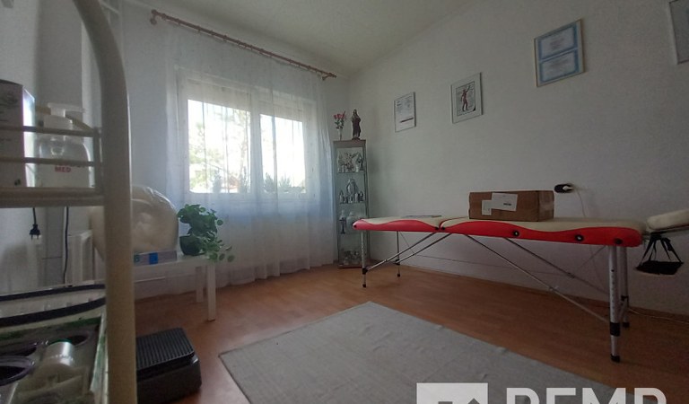 Családi ház panel áron!!!! Pécs Szabolcsfalúban panorámás 3 és fél szobás családi ház eladó! – 2. ingatlanfotó