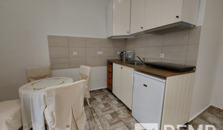 Frencesek utcája Kiadó – 2. ingatlanfotó