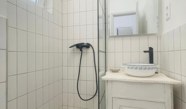 Pécs Mecsekoldalban eladó 2 szobás felújított tégla lakás! – 2. ingatlanfotó
