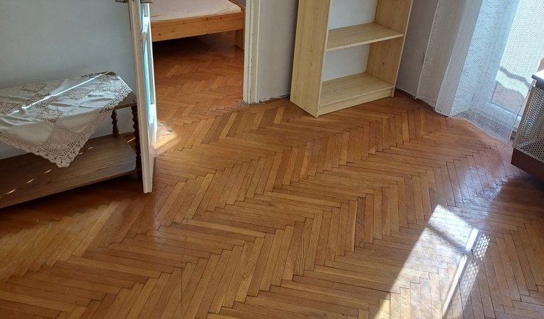 Pécs belvárosában, Móricz Zsigmond téren   2 szobás lakás  kiadó. – 2. ingatlanfotó