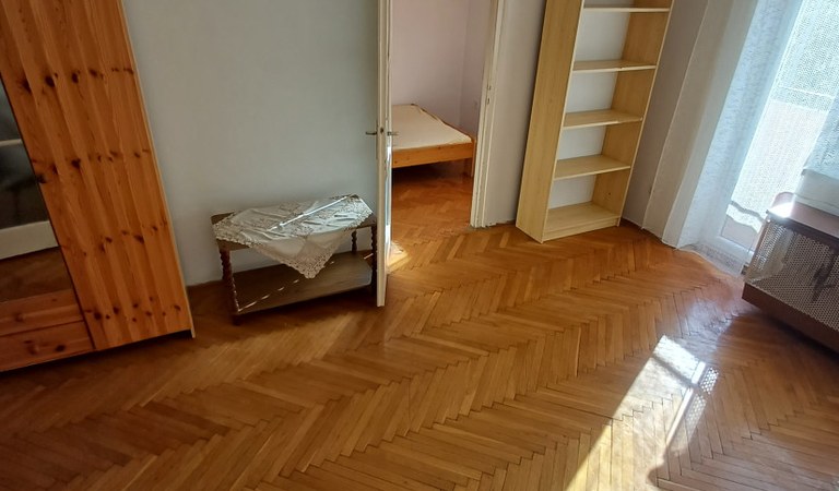 Pécs belvárosában, Móricz Zsigmond téren   2 szobás lakás  kiadó. – 3. ingatlanfotó