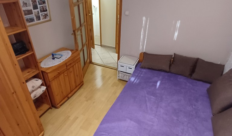 Kiadó Egyetemvárosban ,az Alkotmány utcában egy  2 hálós  szép lakás – 3. property photo