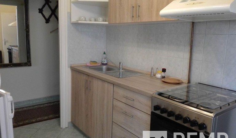 Eladó a  Magaslati úton egy 58m2-es 1.emeleti tégla lakás – 2. ingatlanfotó