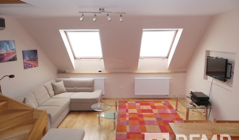 2 bedroom flat for rent – 3. property photo