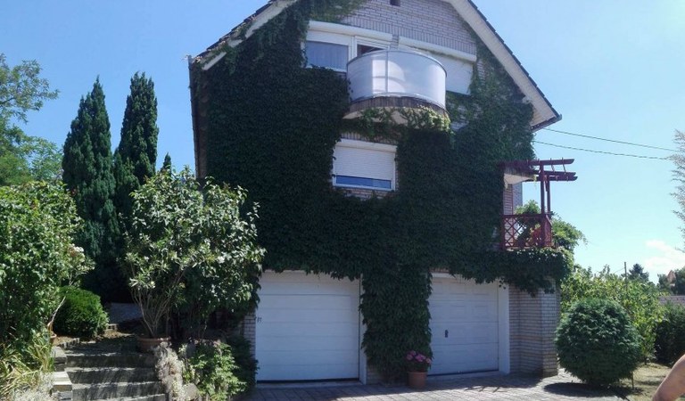 Eladó 178 m2-es, 3 szintes ház – 1. ingatlanfotó