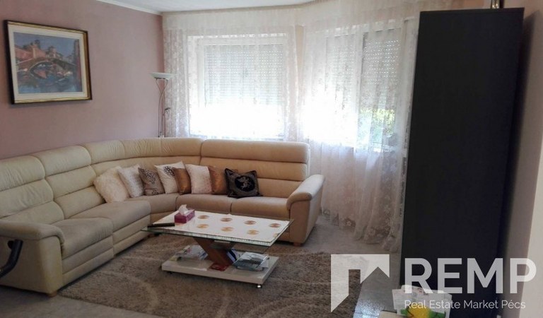 Eladó 178 m2-es, 3 szintes ház – 2. ingatlanfotó