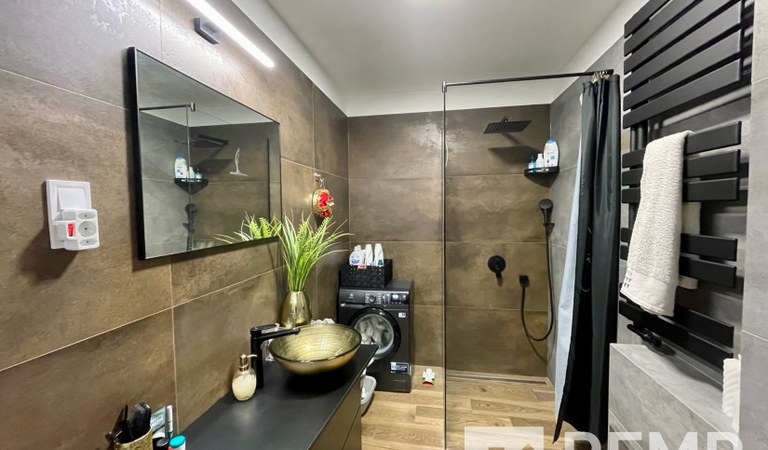 Exclusive luxury apartment with garden access for sale! – 3. property photo