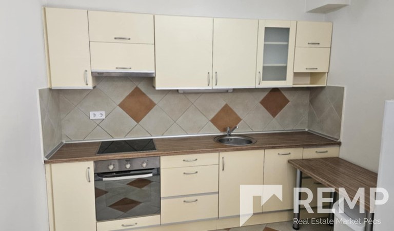 One bedroom flat for renit with balcony in Lotz Károly street! – 2. property photo