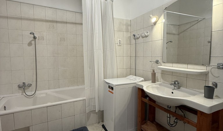 Kiadó belvárosi lakás – 3. property photo