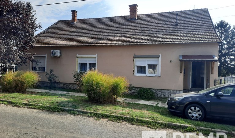 Diósviszló – 2. property photo
