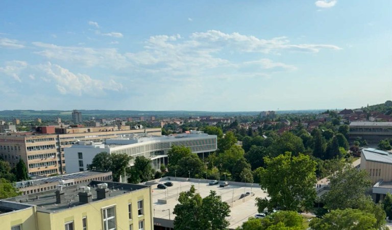 3-room apartment with balcony for rent in the heart of University Town! – 2. property photo