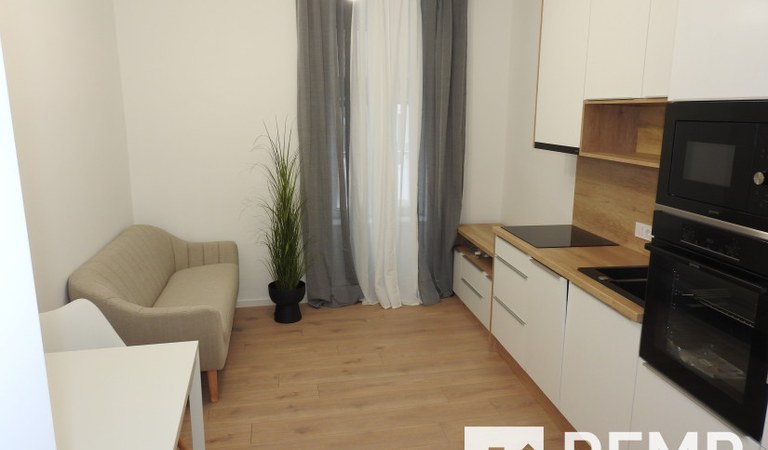 Pécs történelmi belvárosában exkluzív, 30 m²-es kis ékszerdoboz eladó! – 1. ingatlanfotó