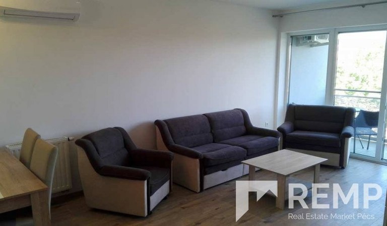 Flat for rent in Megyeri square – 3. ingatlanfotó