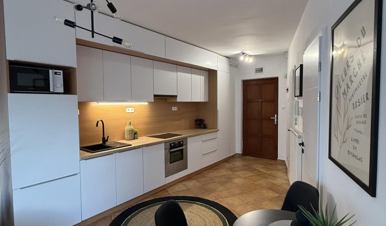 Freshly renovated apartment for rent! – 1. property photo