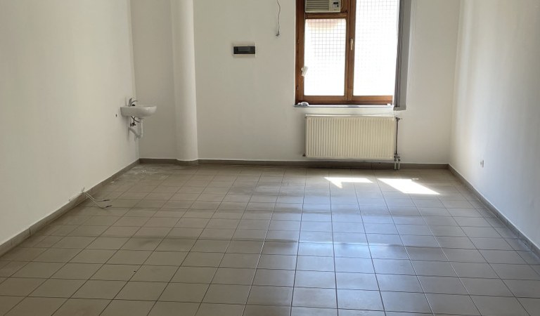 Kiadó üzlethelyiség Pécs belvárosában – ingatlanfotó