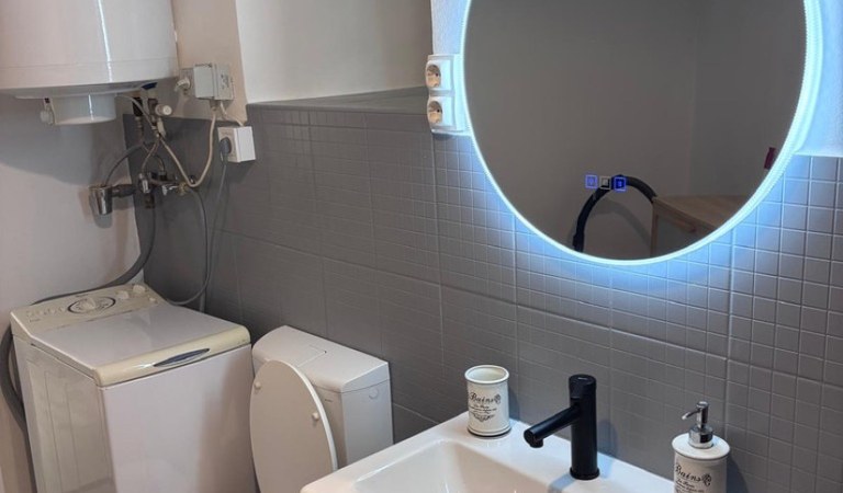 Kiadó felújított, teljesen berendezett 27 m²-es lakás Pécs belvárosában – 3. ingatlanfotó
