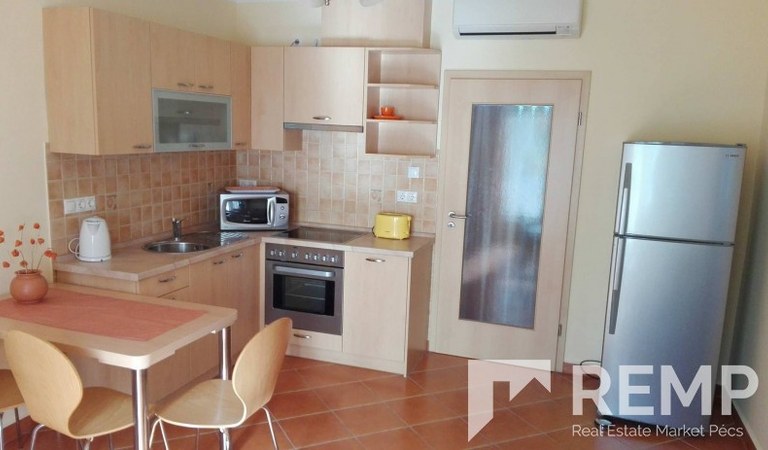 Kiadó 3 szobás belvárosi igényes lakás – 1. property photo