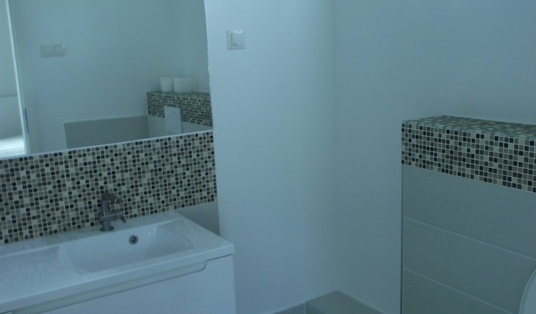 Kiadó exclusive két hálós, két fürdőszobás lakás a POTE mellett – 3. property photo