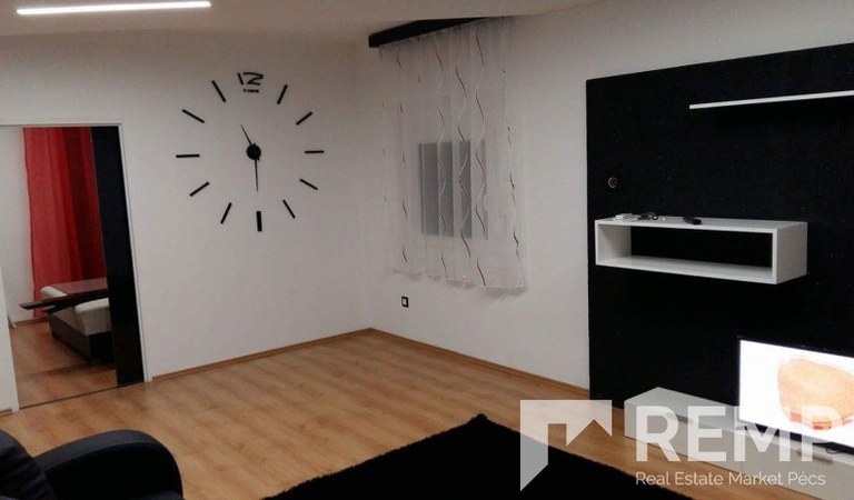 Kiadó 2 szobás luxuslakás – 2. property photo