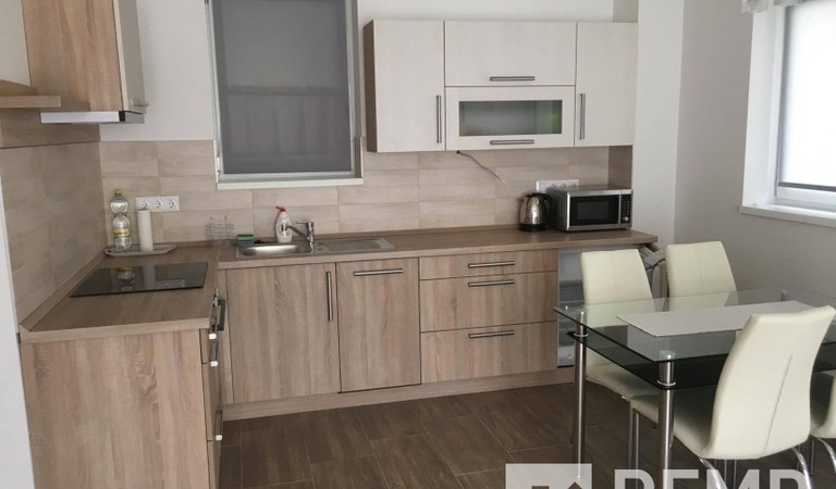 Flat for rent in Megyeri square – 1. ingatlanfotó