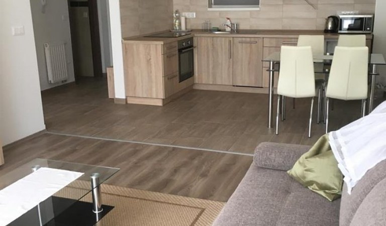 Flat for rent in Megyeri square – 2. ingatlanfotó