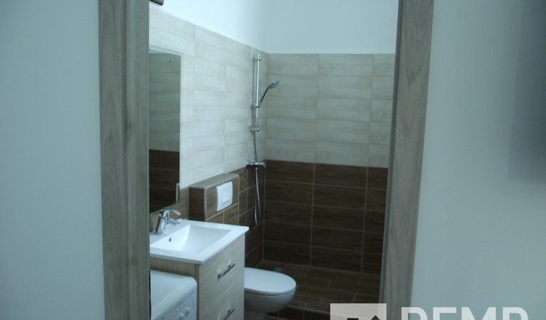 Exclusive kiadó lakás a Jogi és a Közgazdasági Egyetem mellett – 2. property photo