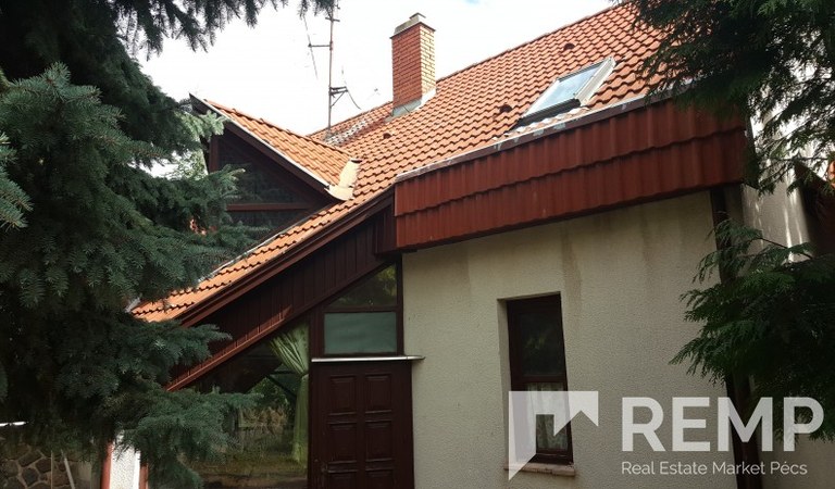 Pécsváradon családi ház eladó – 2. ingatlanfotó