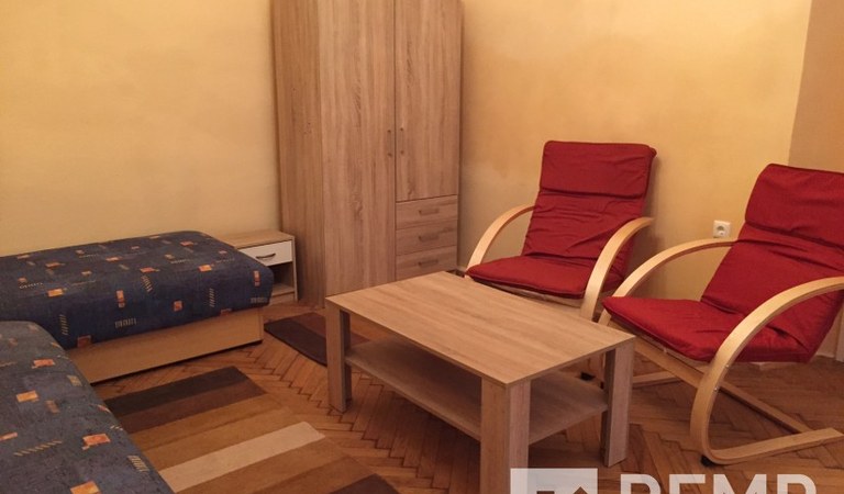 Belvárosban kiadó garzon lakás – 1. ingatlanfotó
