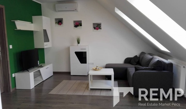2bedroom flat for rent next to Alkotmány street – 1. property photo