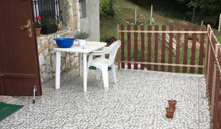 Eladó kis ház az erdő szélén – 1. ingatlanfotó