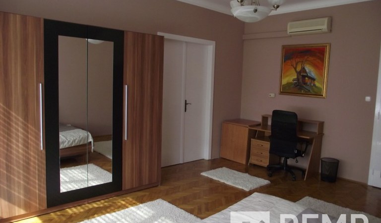 Kiadó lakás a Rákóczi úton – 3. property photo