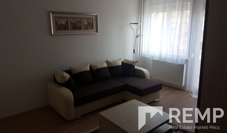 Belvárosi 3 szobás lakás kiadó! – 2. ingatlanfotó