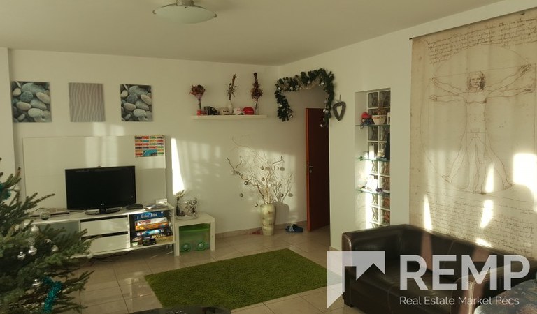 Családi ház kiadó az Aranyhegyen – 3. ingatlanfotó