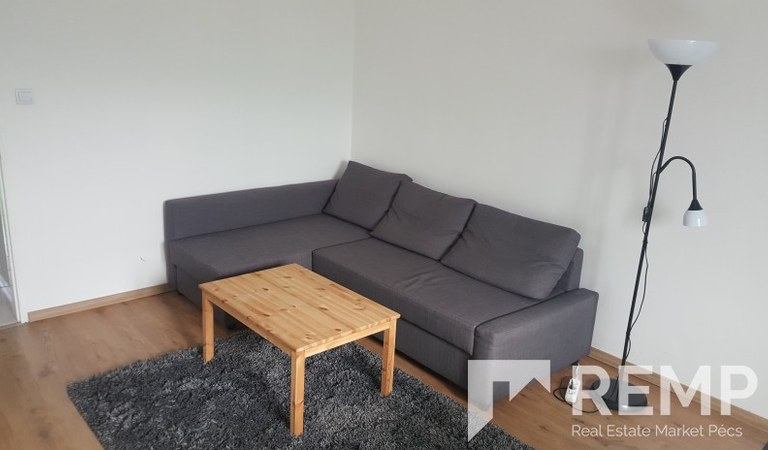 Flat for rent in Athinay Street! – 2. property photo