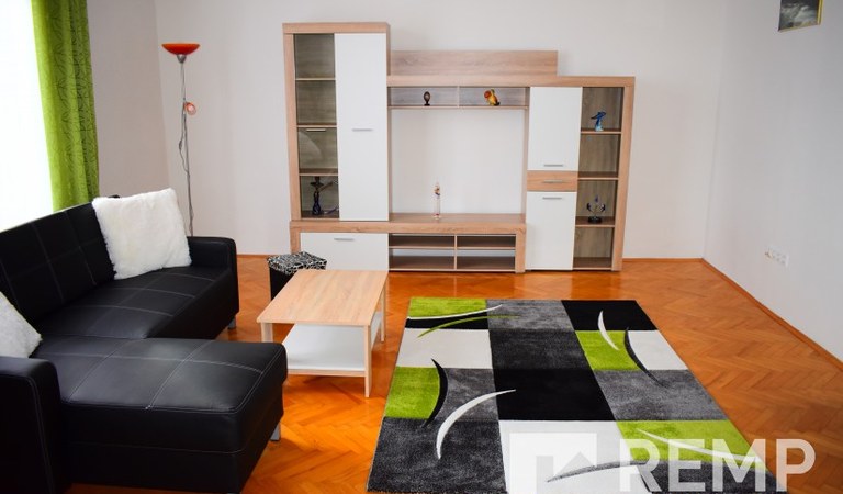 Eladó felújított 2 szobás lakás – 3. ingatlanfotó