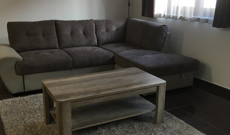Flat for rent in Garay street – 1. property photo