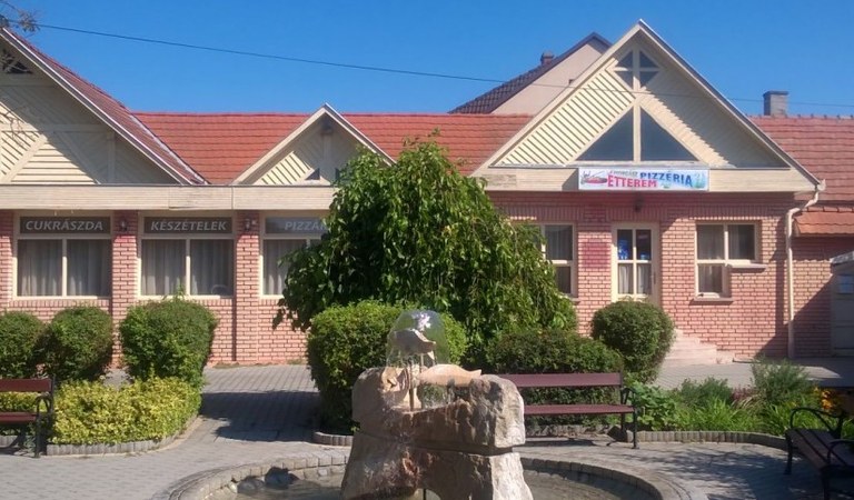 Eladó Kaposvár-Kaposfürden Üzlethelyiség + lakóépület – 1. ingatlanfotó