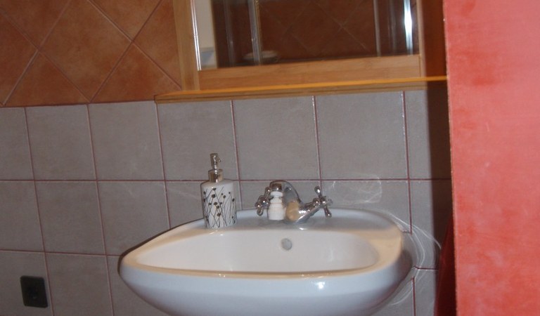 Flat for rent in Szigeti street – 3. property photo