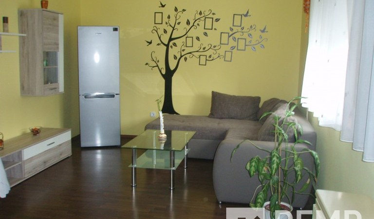 Flat for rent in Szigeti street – 1. property photo