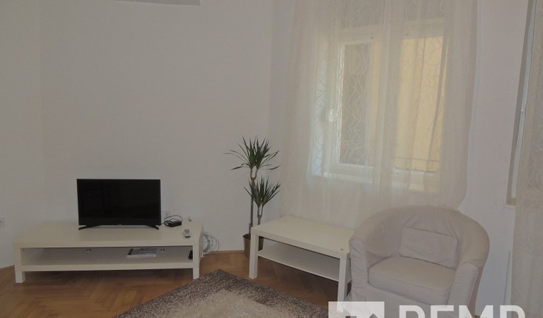 Studio flat for rent! – 1. property photo