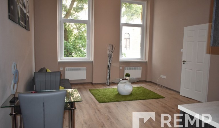 Igényesen felújított lakás eladó a 7. kerületben – 1. property photo