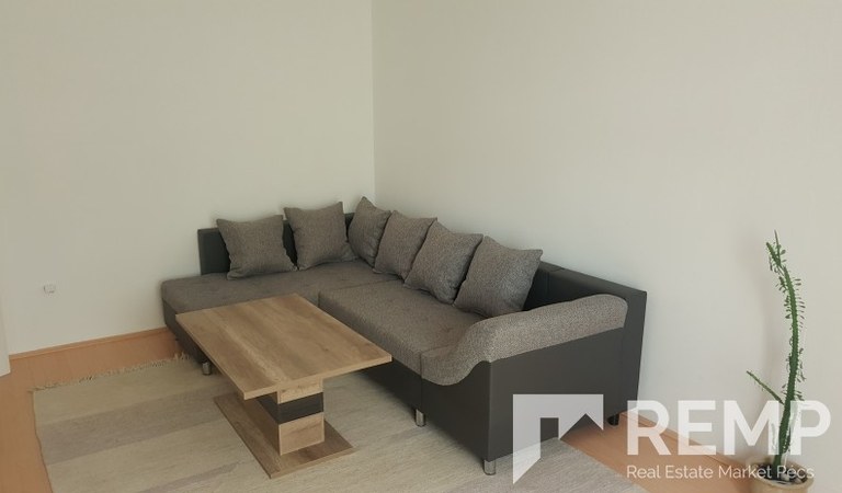 Kiadó lakás a POTE mellett! – 2. ingatlanfotó